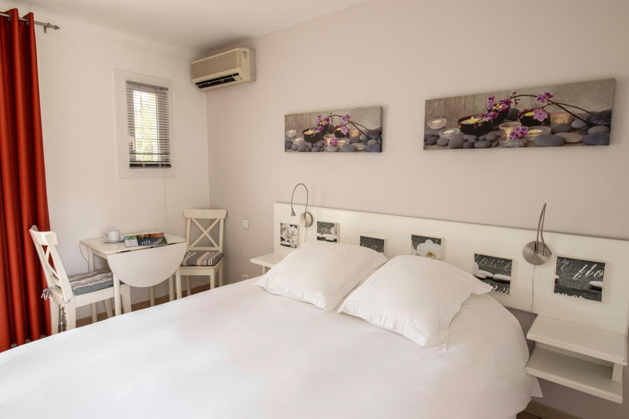 Athena Motel Сен-Глф Экстерьер фото